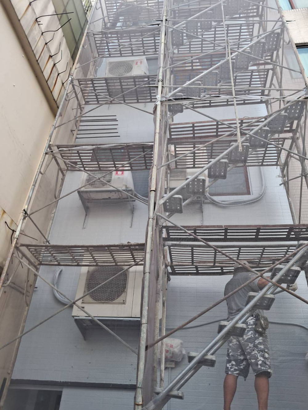 台中外牆防水高空施工